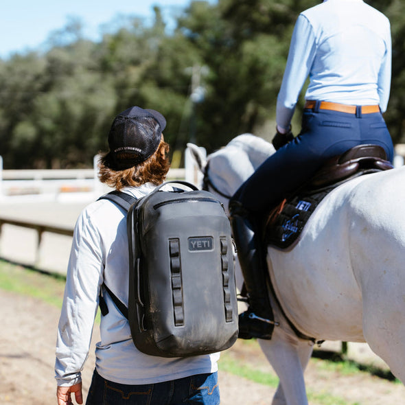 YETI CAYO BACKPACK 35L - BLACK