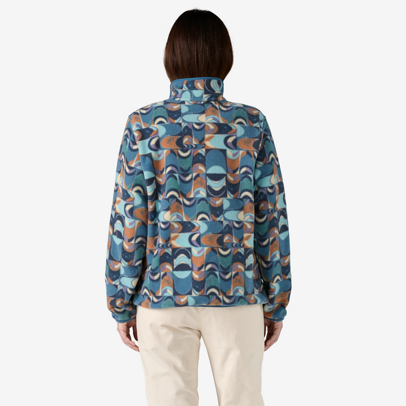 PATAGONIA W'S LW SYNCH SNAP-T P/O - SWALLOWTAIL GEO: STILL BLUE