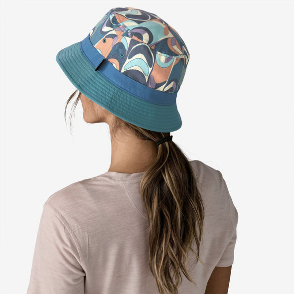 PATAGONIA WAVEFARER BUCKET HAT - SWALLOWTAIL GEO: STILL BLUE