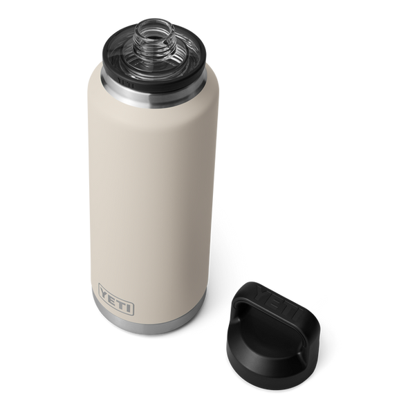 YETI RAMBLER46OZ (1.4L)BOTTLE W/ CHUG CAP - CAPE TAUPE
