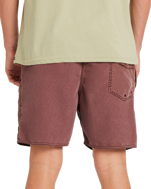 VOLCOM CENTRE 17" - MERLOT