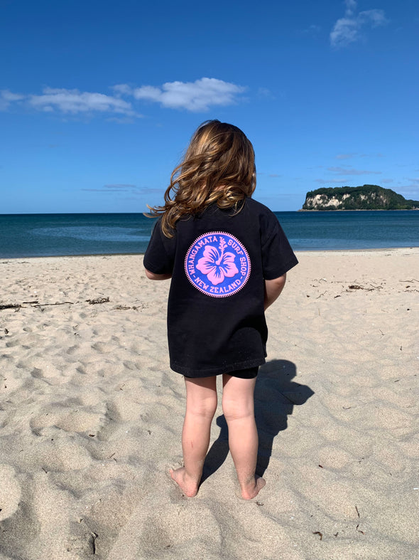 WHANGAMATA SURF SHOP GIRLS HIBISCUS PATCH PUFF PRINT TEE - FADED BLACK