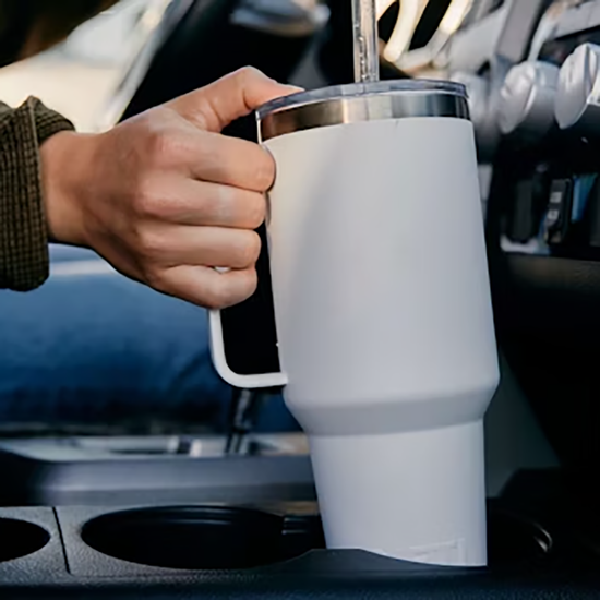YETI RAMBLER 42OZ (1.2L) STRAW MUG - WHITE