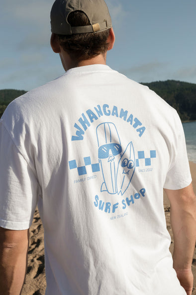 WHANGAMATA SURF SHOP SURF DUDES TEE -  FADED WHITE