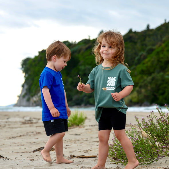 WHANGAMATA SURF SHOP GIRLS FLOWER TEE - SAGE