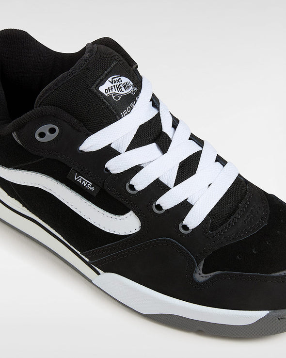 VANS ROWLEY XLT - BLACK/WHITE