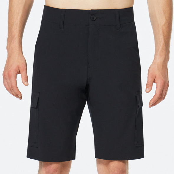 OAKLEY B1B CARGO HYBRID SHORT - BLACKOUT