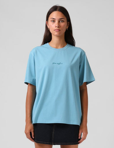 RPM OS SCRIPT TEE - PACIFIC BLUE