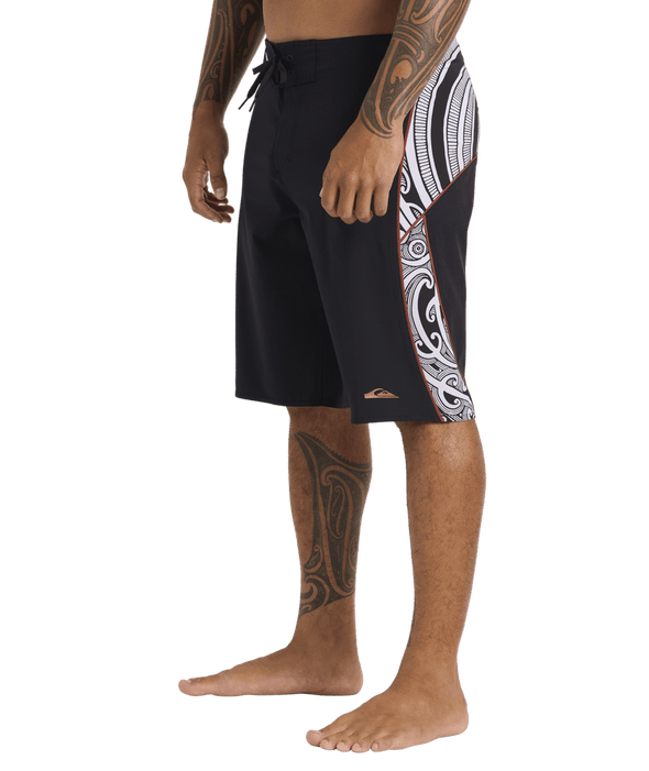 QUIKSILVER TAKARANGI BOARDSHORT 20" - BLACK