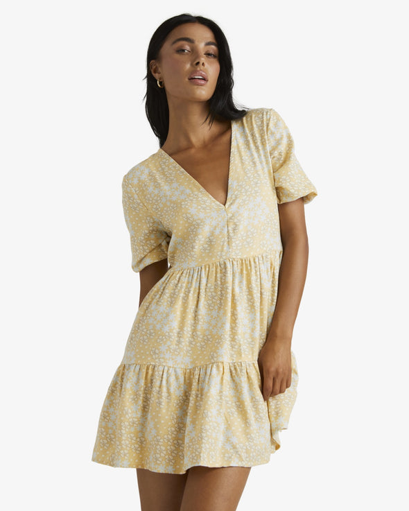 RVCA COLLAGE VIENNA DRESS - SAHARA SUN