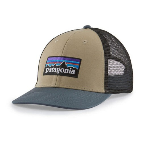 PATAGONIA P-6 LOGO LOPRO TRUCKER HAT - EL CAP KHAKI W/ PLUME GREY