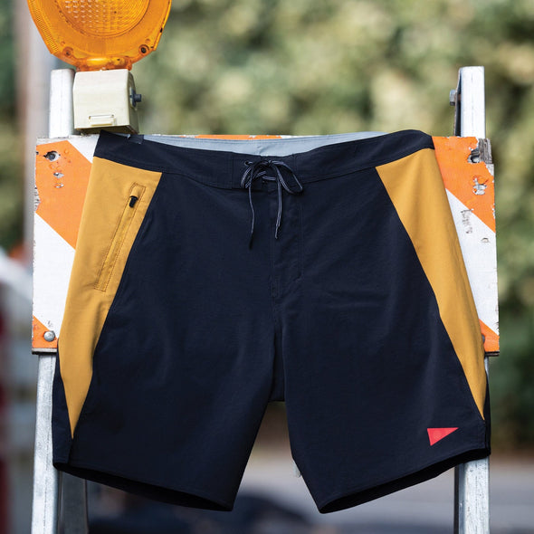 FLORENCE F1 BURGEE CORDURA BOARDSHORT - BLACK MUSTARD