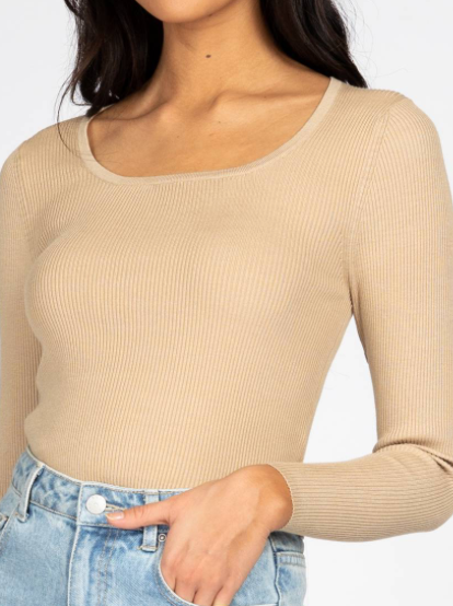 RUSTY CHARIS LOW NECKLINE LONG SLEEVE KNIT TOP - OMK