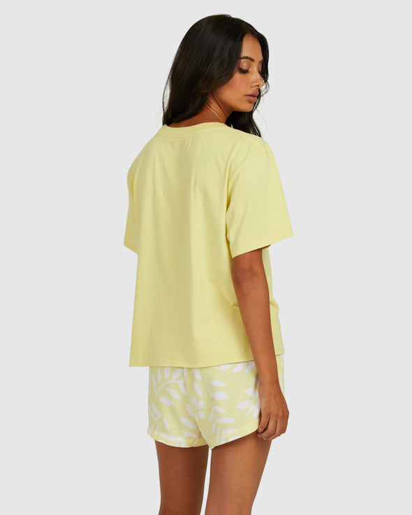 RVCA WITH LOVE EASY TEE - LEMON GRASS